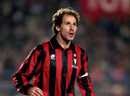 Huyền thoại bóng đá Ý - Franco Baresi nổi tiếng với khả năng phòng ngự xuất sắc