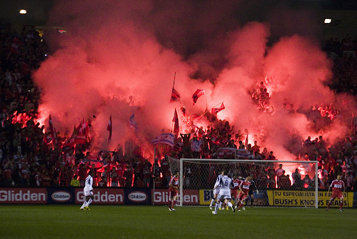 Nguồn gốc lịch sử của Derby từ cuộc đụng độ cho đến biểu tượng văn hóa