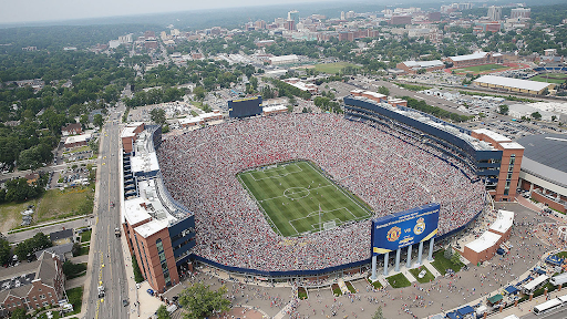 Michigan Stadium với biệt danh The Big House chính là sân bóng đá lớn nhất nước Mỹ